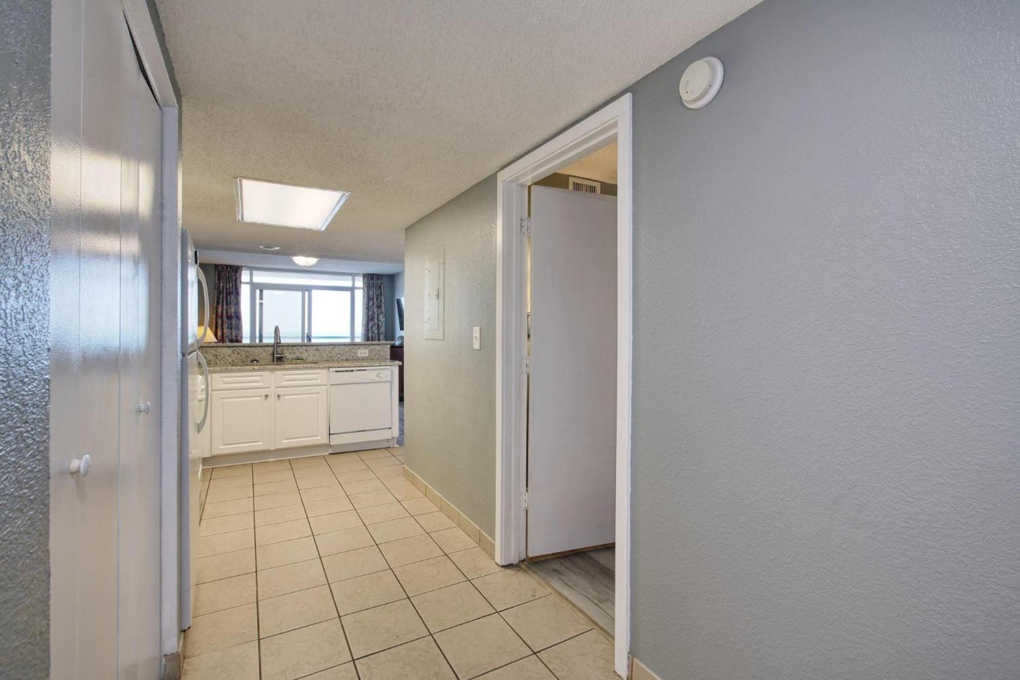 1604 N Ocean Blvd, 0906 - Ocean Front Sleeps 8 Villa Myrtle Beach Exterior photo